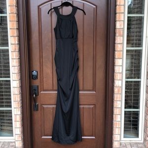 Extremely Flattering Black Halter Prom Gown with Side Ruching